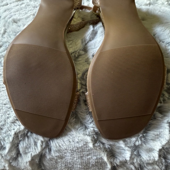 Gold glitter stilettos - Picture 8 of 11